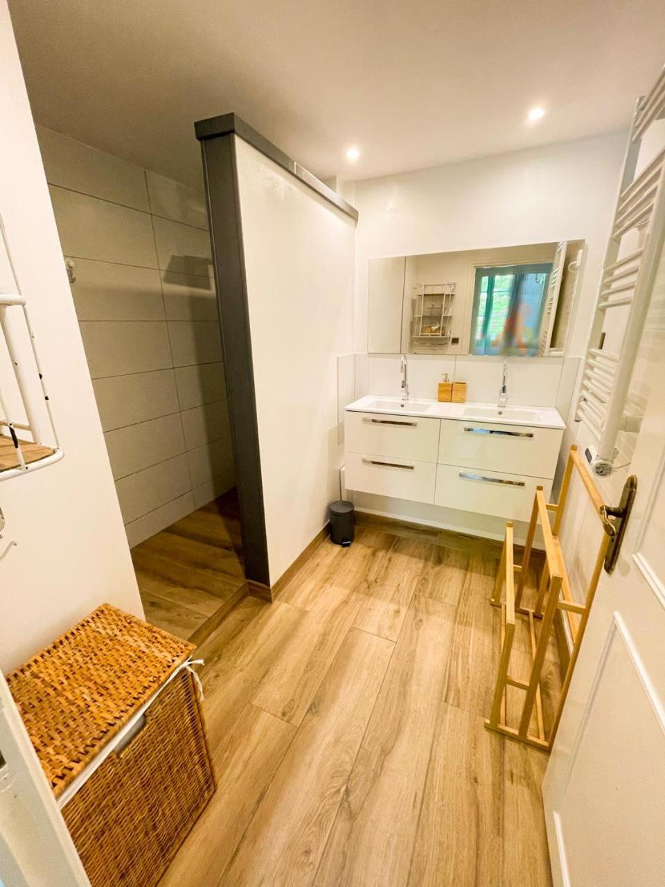 Appartement Bellevue Du Ventoux Montbrun-les-Bains Zewnętrze zdjęcie
